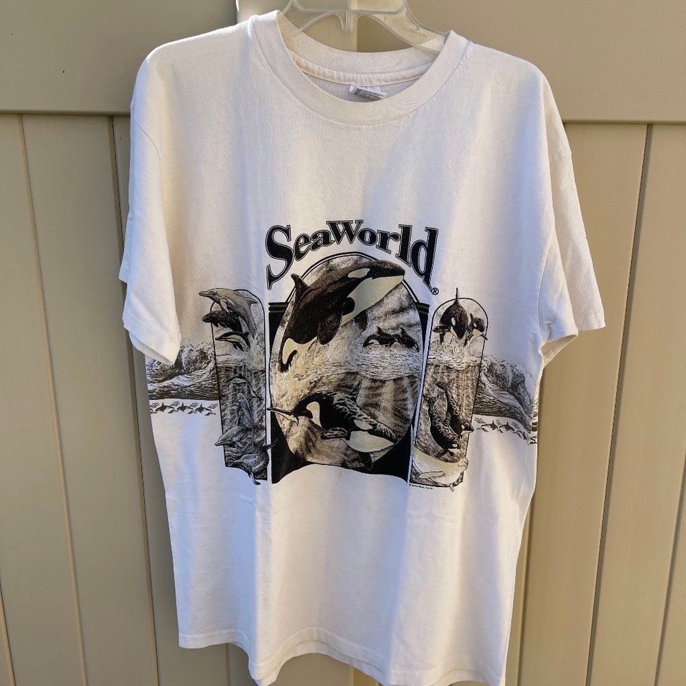 Vintage Sea World T-Shirt, Size XL